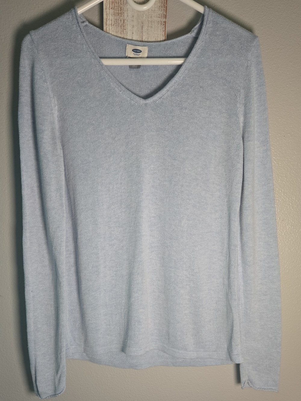 Old Navy Light Blue V-Neck Knit Sweater